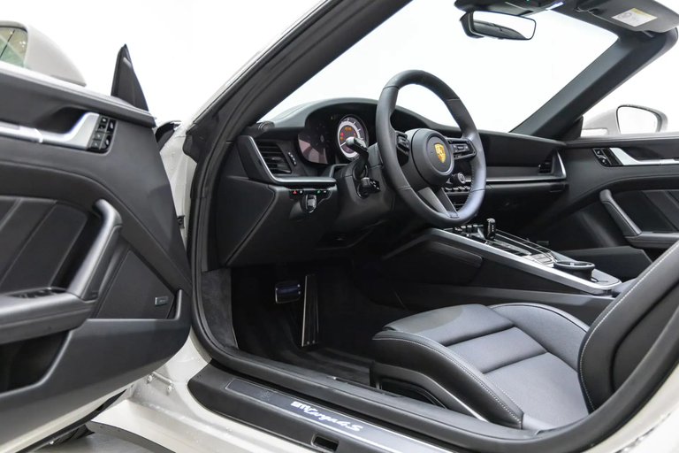 Porsche 992 Targa 4S