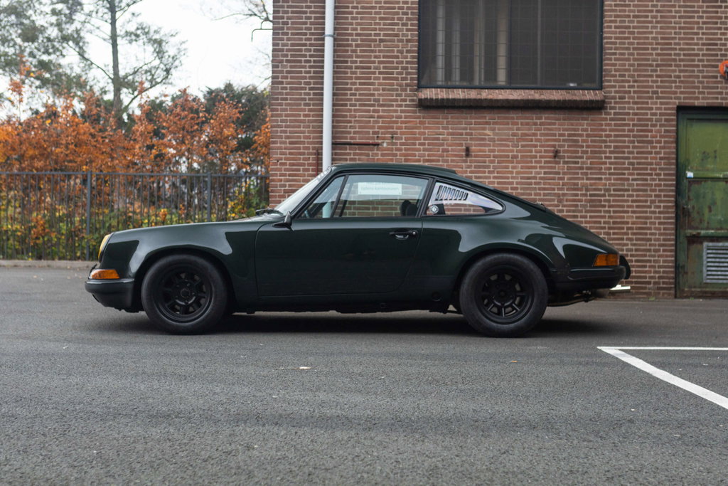Porsche 911 Backdate