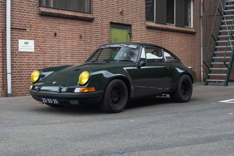 Porsche 911 Backdate