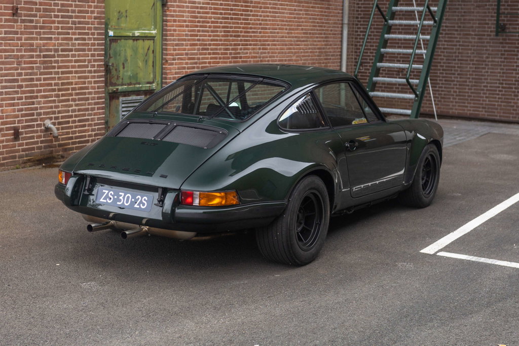 Porsche 911 Backdate