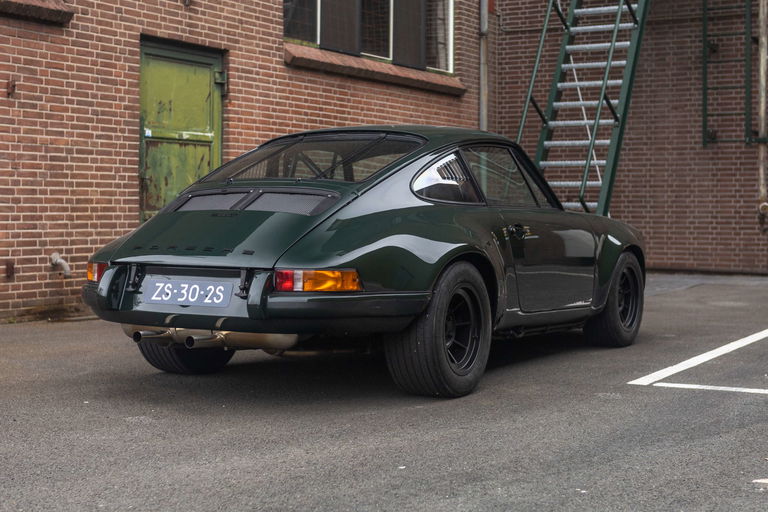 Porsche 911 Backdate