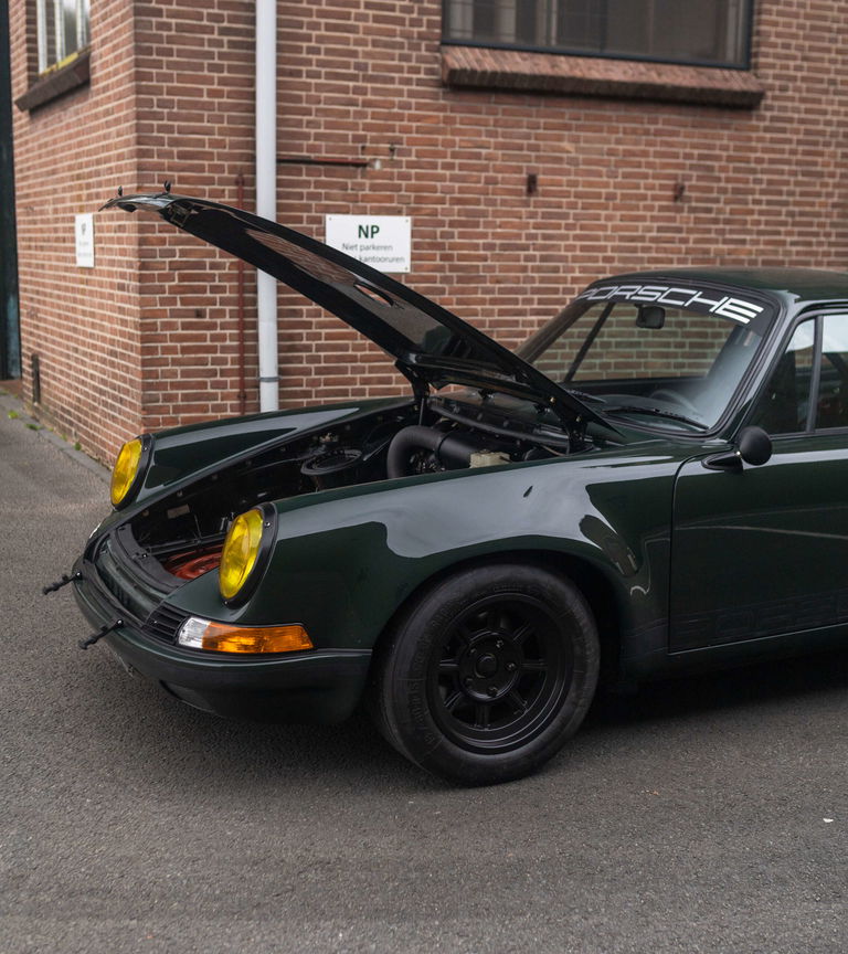 Porsche 911 Backdate