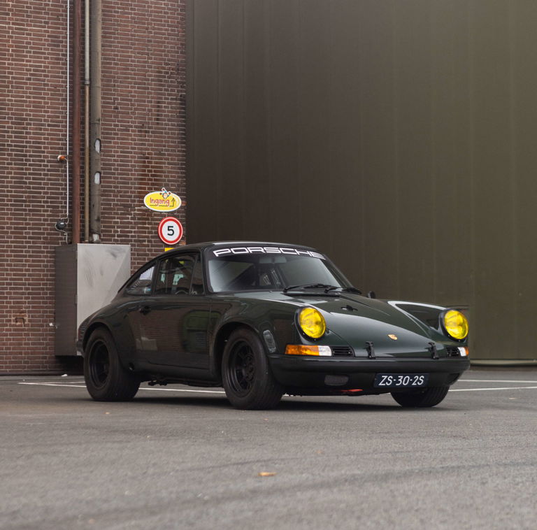 Porsche 911 Backdate