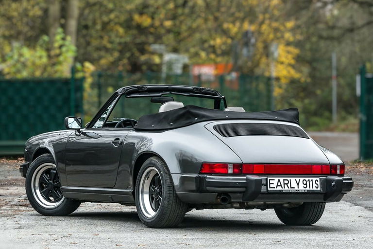 Porsche 911 Carrera 3.2