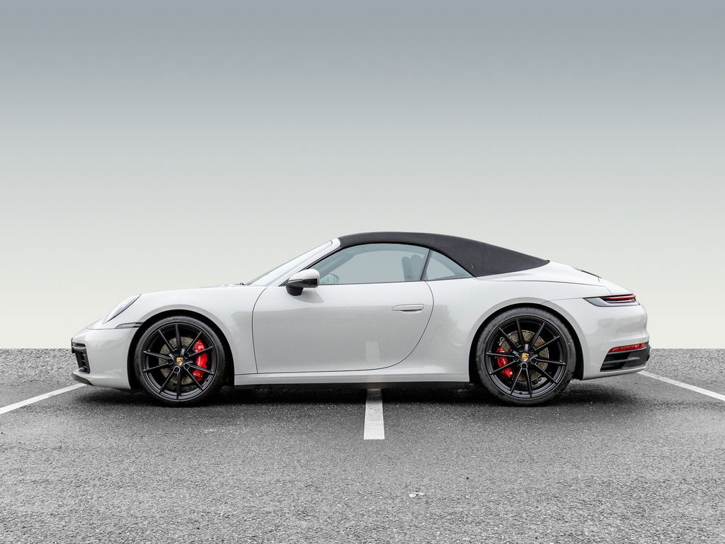 Porsche 992 Carrera 4S