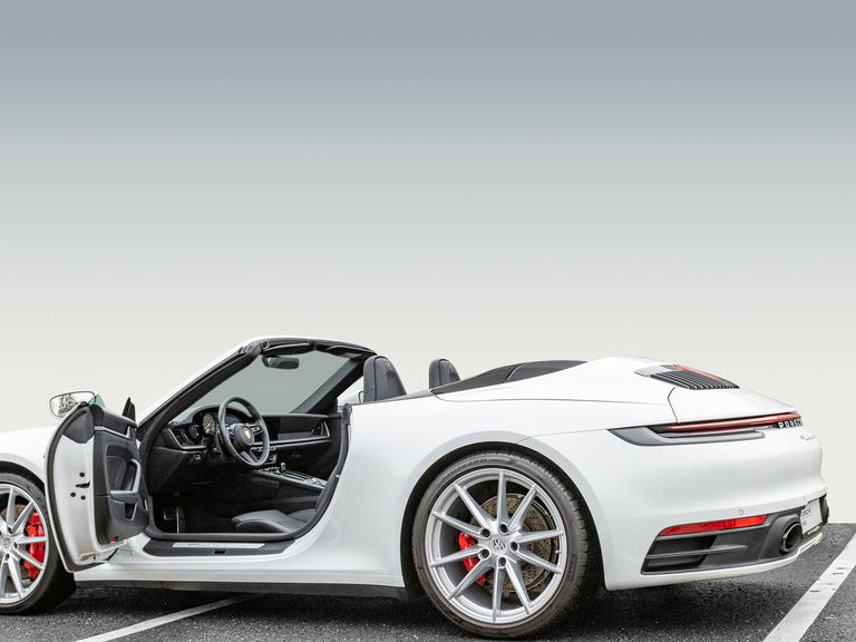 Porsche 992 Carrera 4S