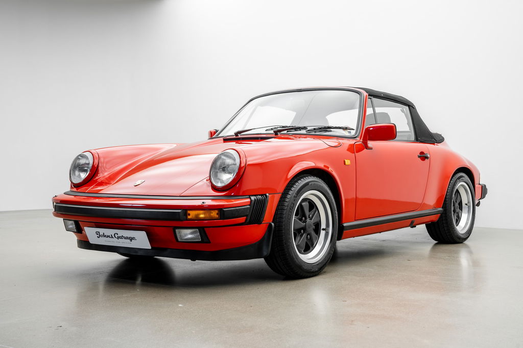 Porsche 911 Carrera 3.2