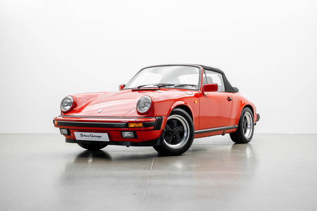 Porsche 911 Carrera 3.2