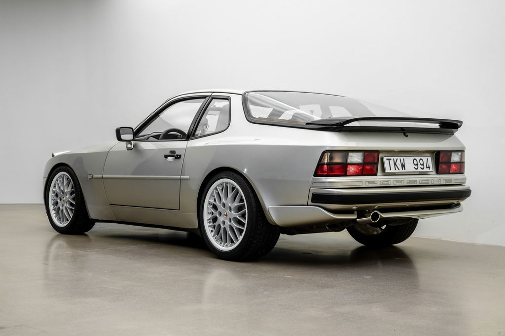 Porsche 944 Turbo S Coupé