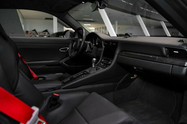 Porsche 991 GT3 Touring