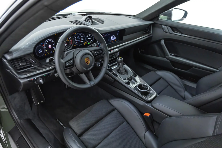 Porsche 992 GT3 Touring