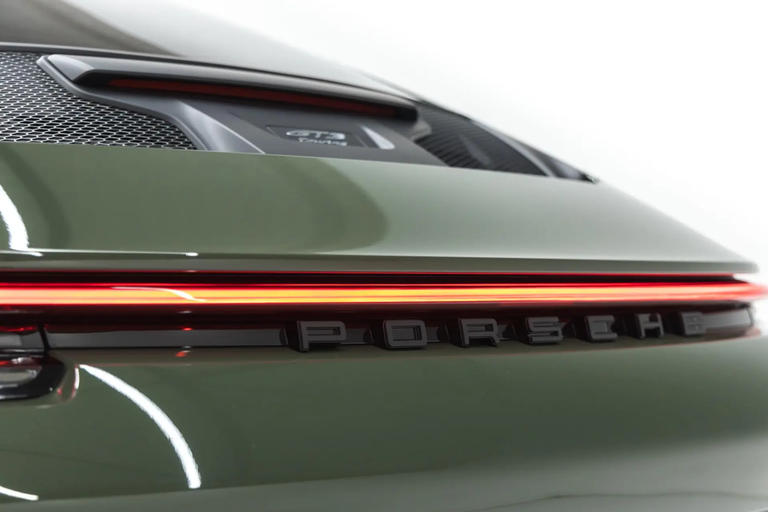 Porsche 992 GT3 Touring