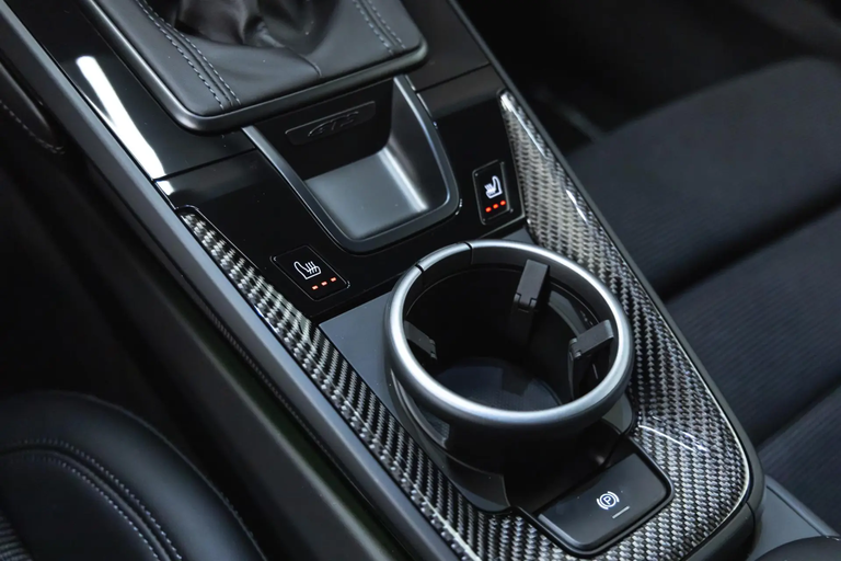 Porsche 992 GT3 Touring