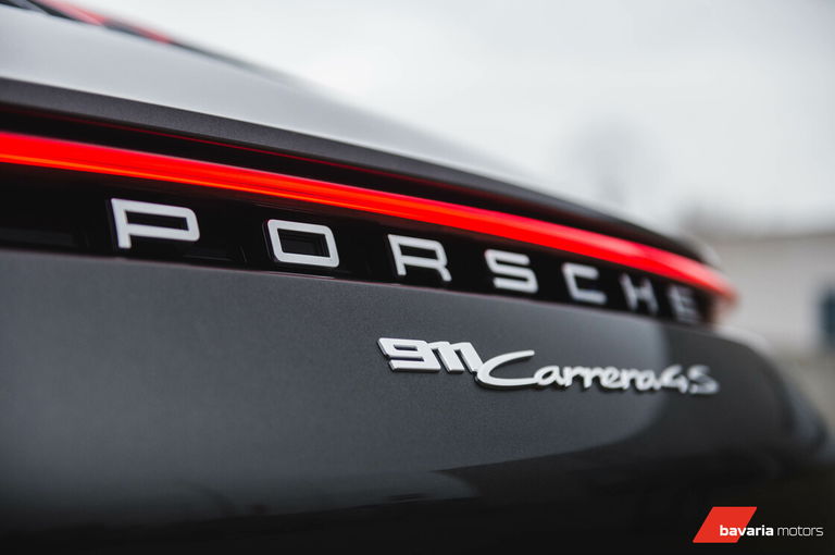 Porsche 992 Carrera 4S