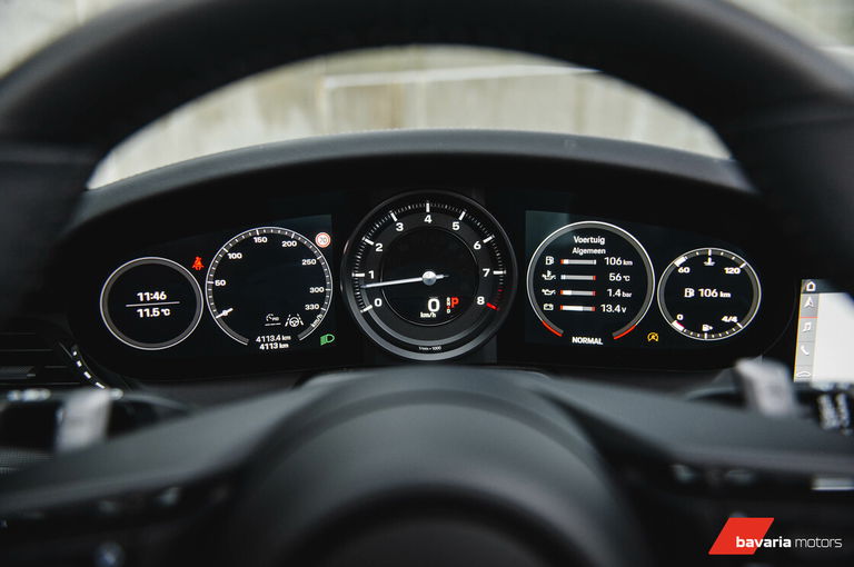 Porsche 992 Carrera 4S