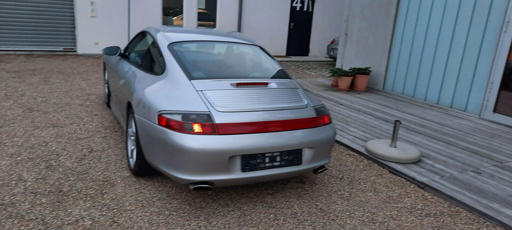 Porsche 996 Carrera