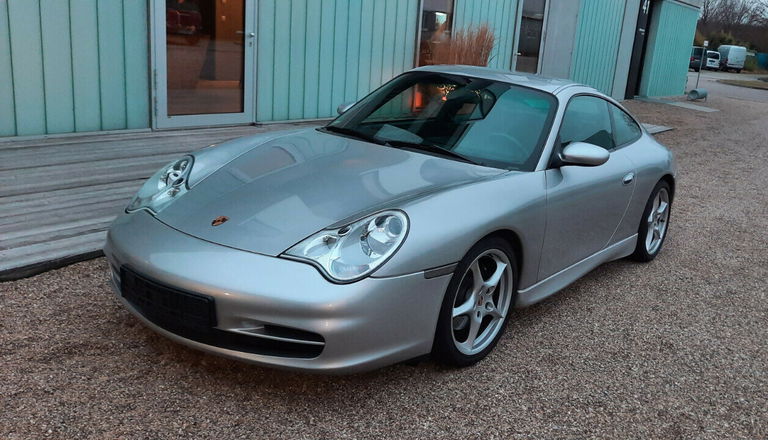 Porsche 996 Carrera