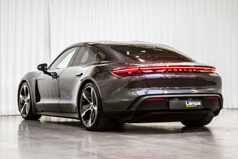 Porsche Taycan 4S
