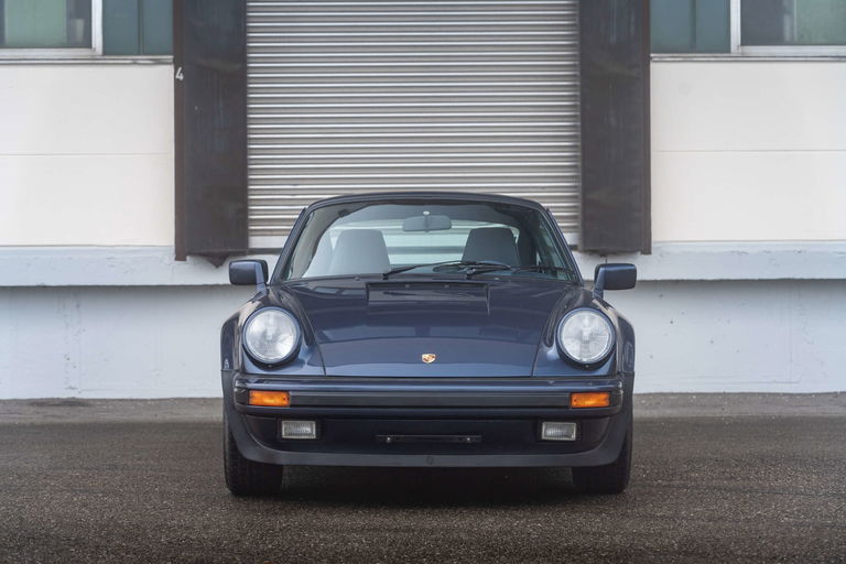 Porsche 911 Turbo 3.3