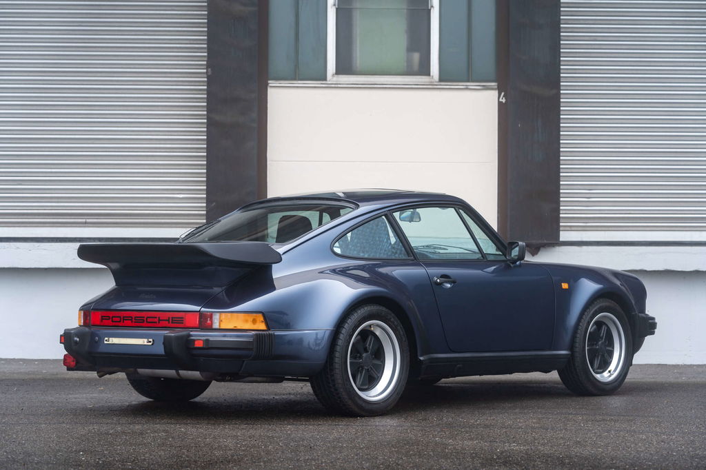 Porsche 911 Turbo 3.3