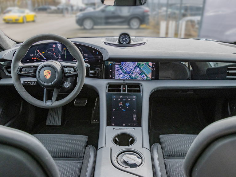 Porsche Taycan Turbo