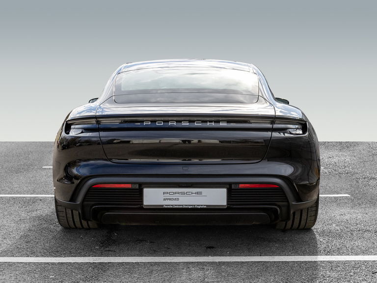 Porsche Taycan Turbo