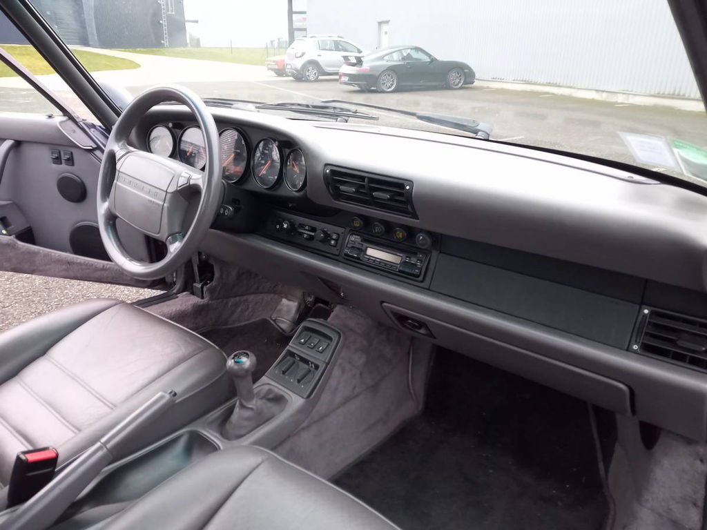 Porsche 964 Carrera 4