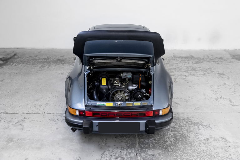 Porsche 911 Carrera 3.2