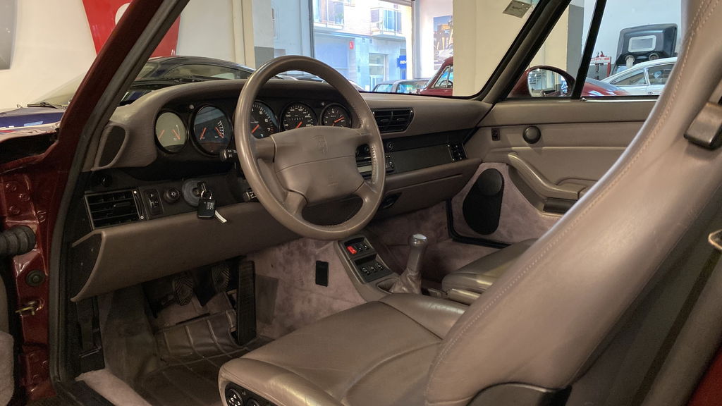 Porsche 993 Carrera 4S
