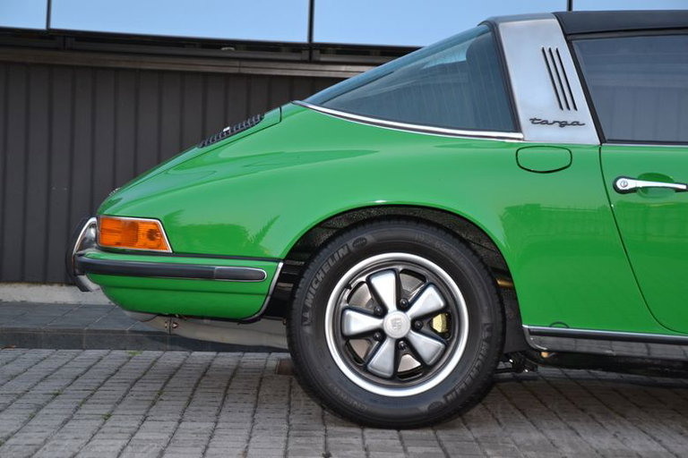 Porsche 911 E