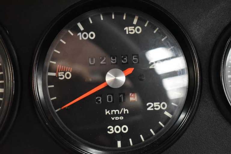 Porsche 911 Backdate