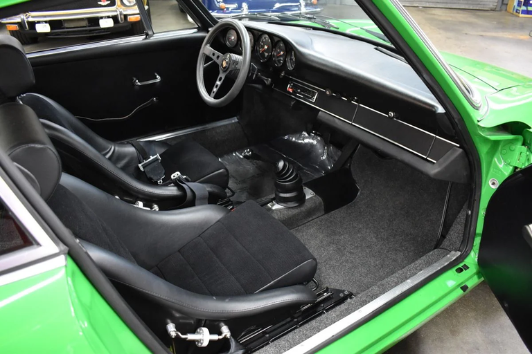 Porsche 911 Backdate