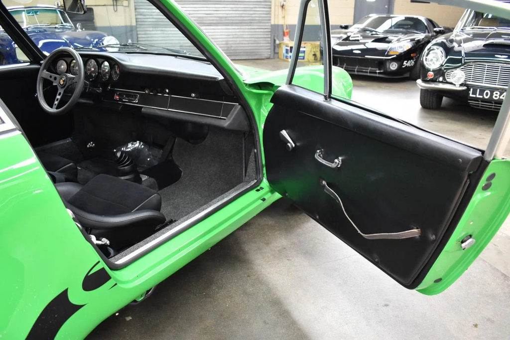 Porsche 911 Backdate