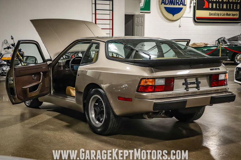 Porsche 944 Coupé