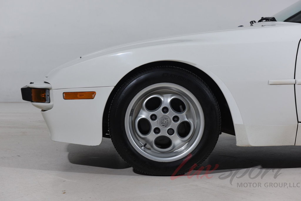 Porsche 944 Coupé