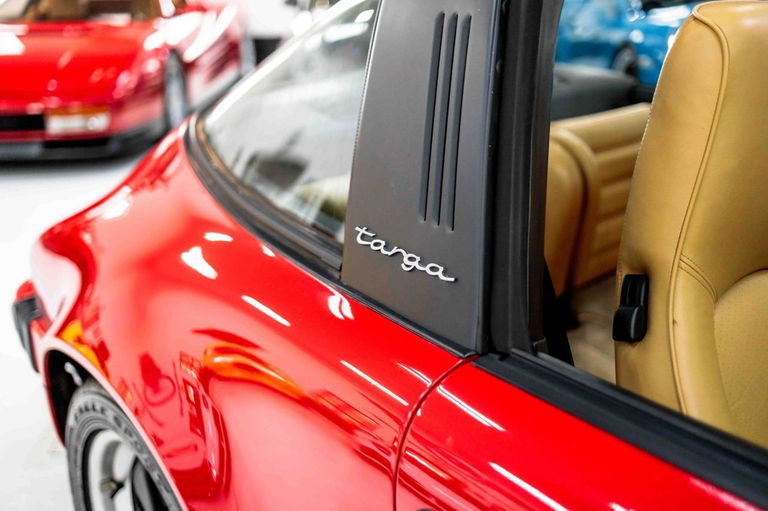 Porsche 911 Carrera 3.2