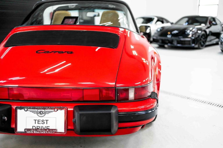 Porsche 911 Carrera 3.2