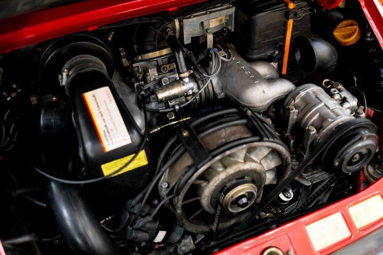 Porsche 911 Carrera 3.2