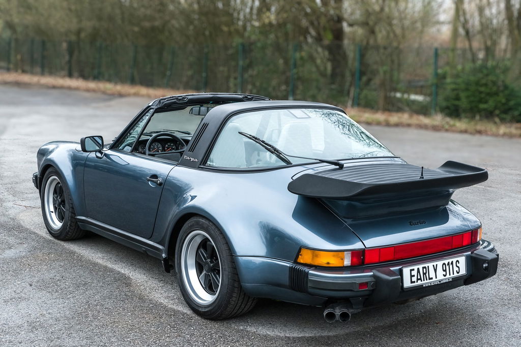 Porsche 911 Turbo 3.3 (US)