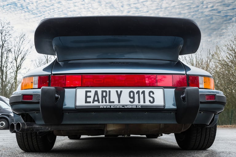 Porsche 911 Turbo 3.3 (US)