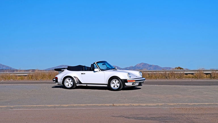 Porsche 911 Turbo 3.3 (US)