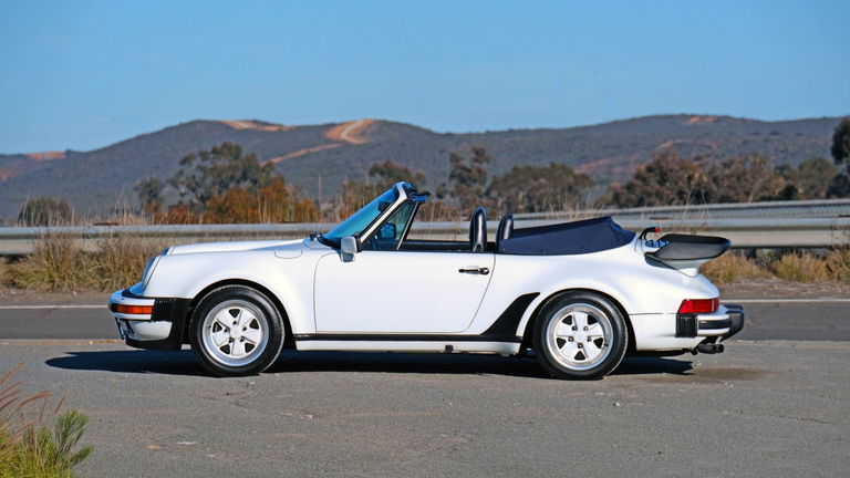 Porsche 911 Turbo 3.3 (US)