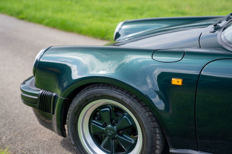 Porsche 911 Carrera 3.2 Speedster