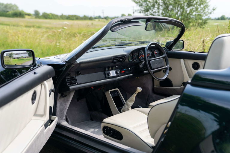 Porsche 911 Carrera 3.2 Speedster
