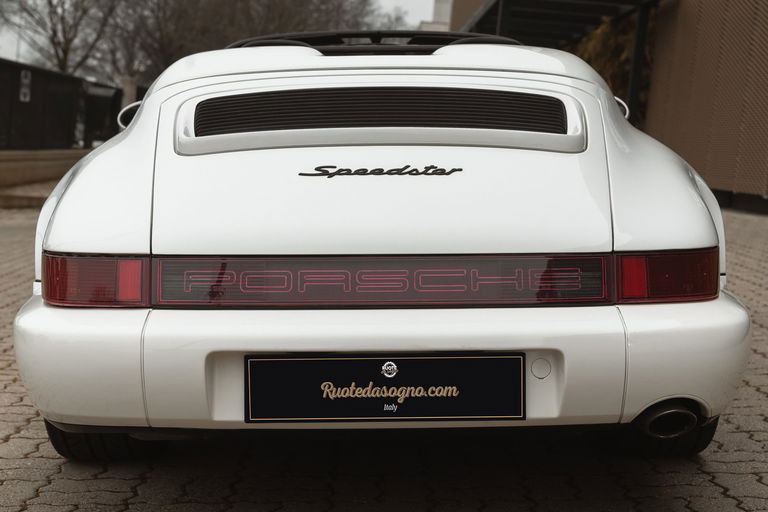 Porsche 964 Carrera 2 Speedster