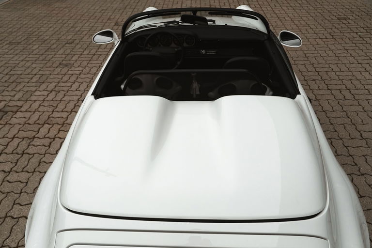 Porsche 964 Carrera 2 Speedster