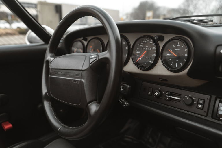 Porsche 964 Carrera 2 Speedster