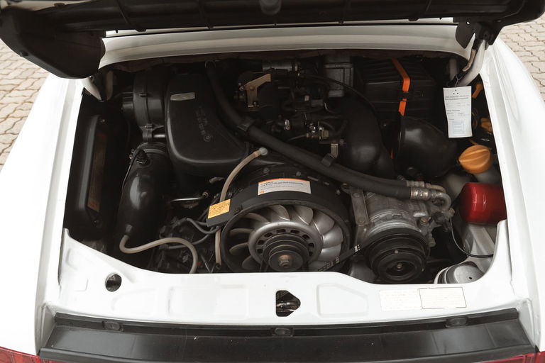 Porsche 964 Carrera 2 Speedster