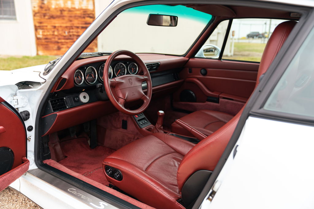 Porsche 993 Carrera 4S