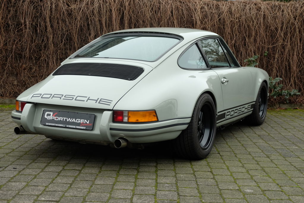 Porsche 911 Backdate